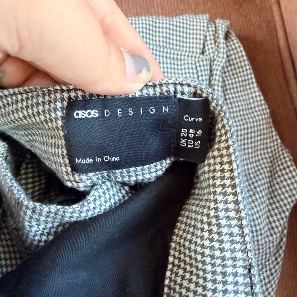 ASOS - Trousers - Picture 3 of 3